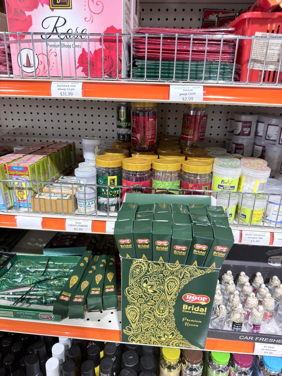 NOOR henna on display