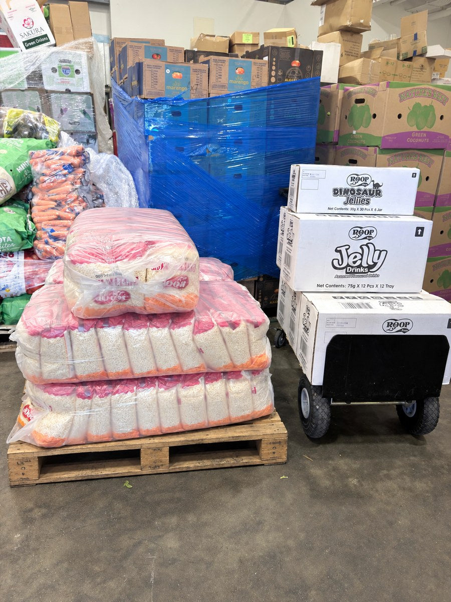 NOOR stockroom pallet presentation